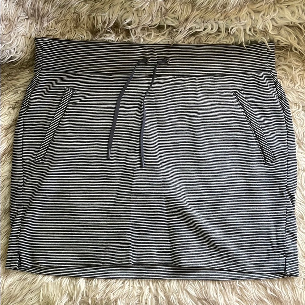 Athleta Black and White Striped Skirt